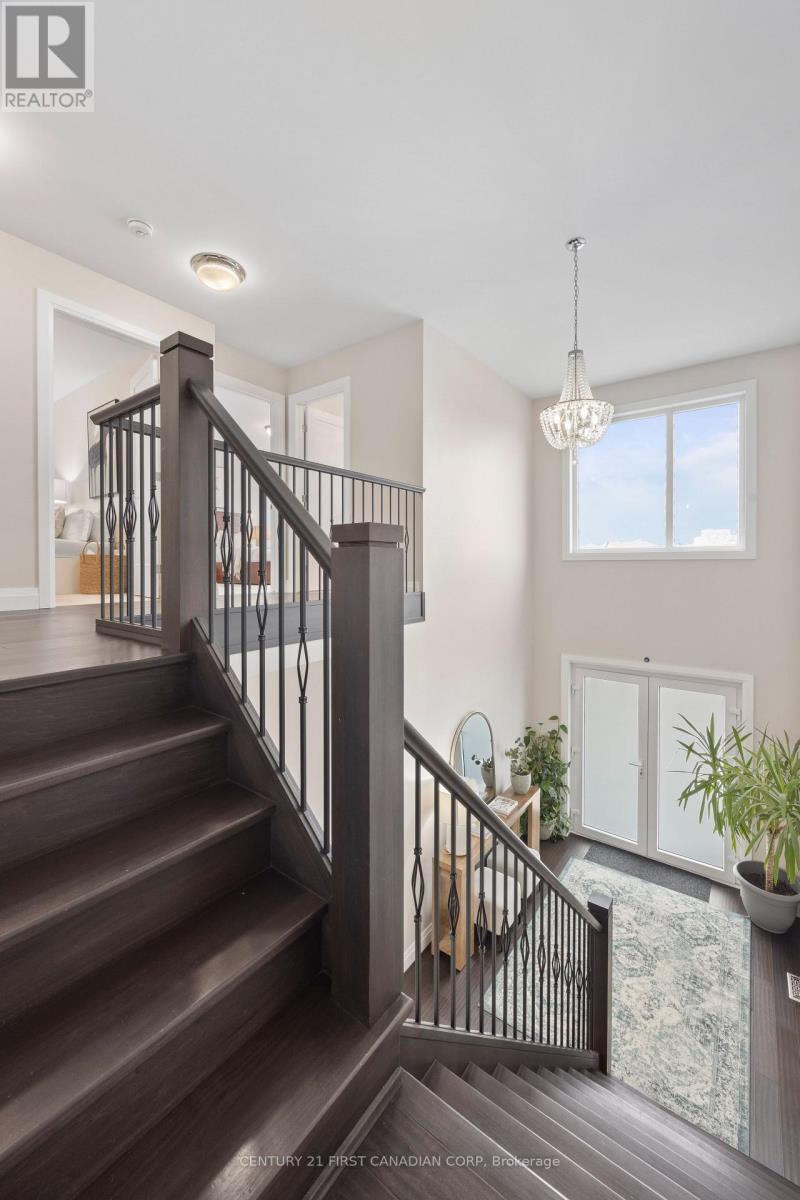 2773 Heardcreek Trail, London North (North S), ON - Indoor Photo Showing Other Room