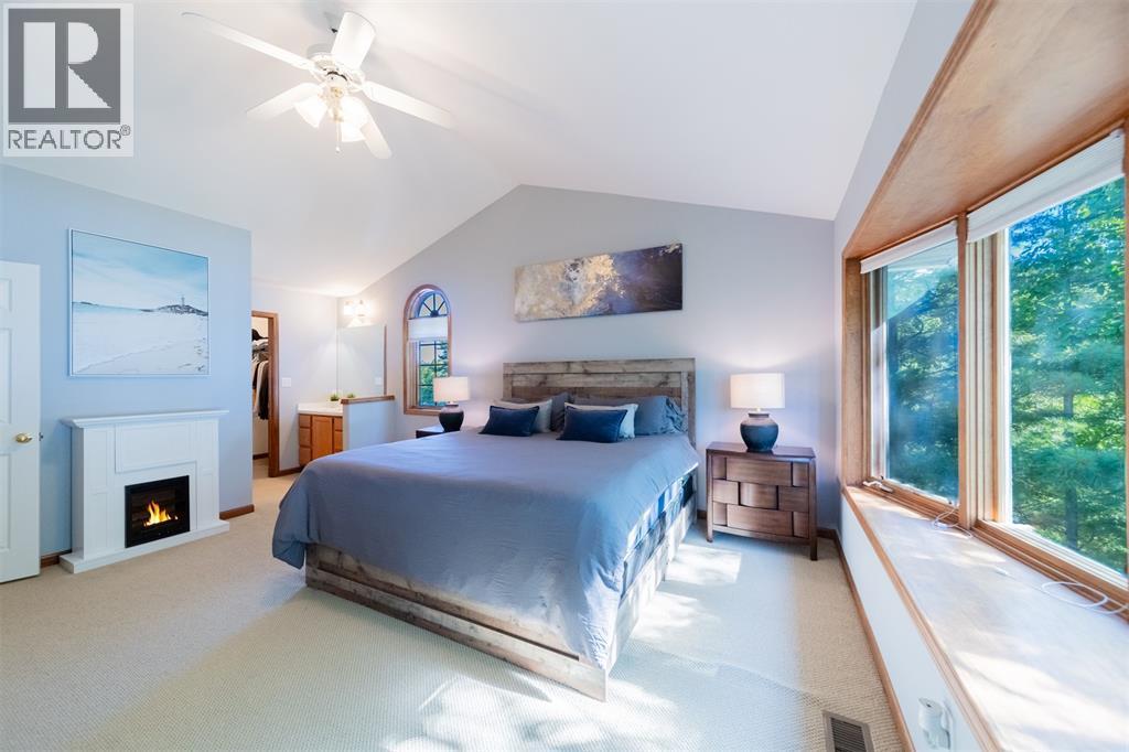 73437 Sandy Beach Drive, Huron County, ON - Indoor Photo Showing Bedroom