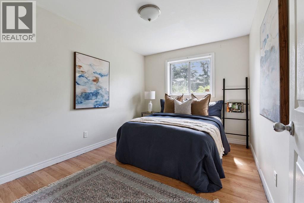 1544 Imperial Crescent, Windsor, ON - Indoor Photo Showing Bedroom