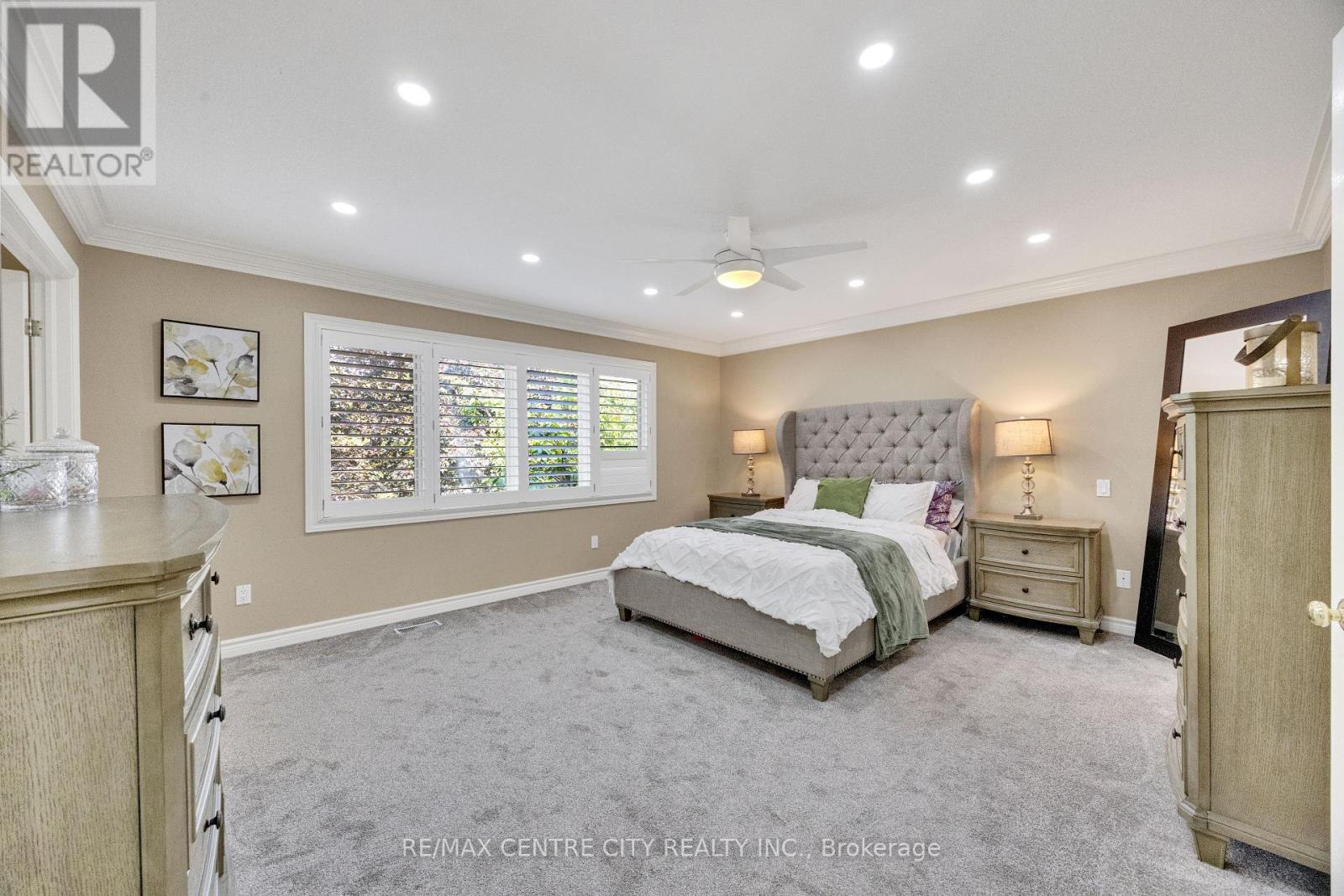 2 Havenwood Way, London North (North O), ON - Indoor Photo Showing Bedroom