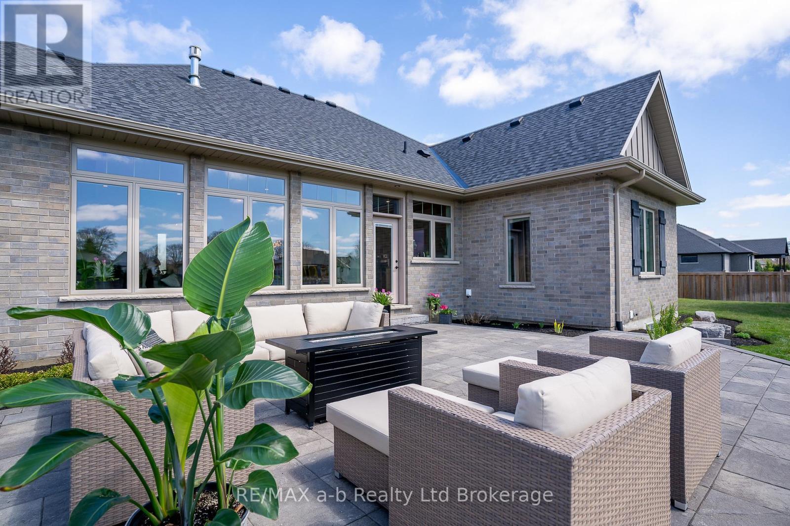 60 August Crescent, Norwich (Otterville), ON - Outdoor