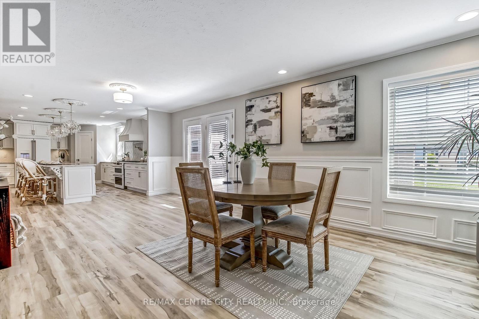 201 - 198 Springbank Drive, London South (South D), ON - Indoor Photo Showing Dining Room