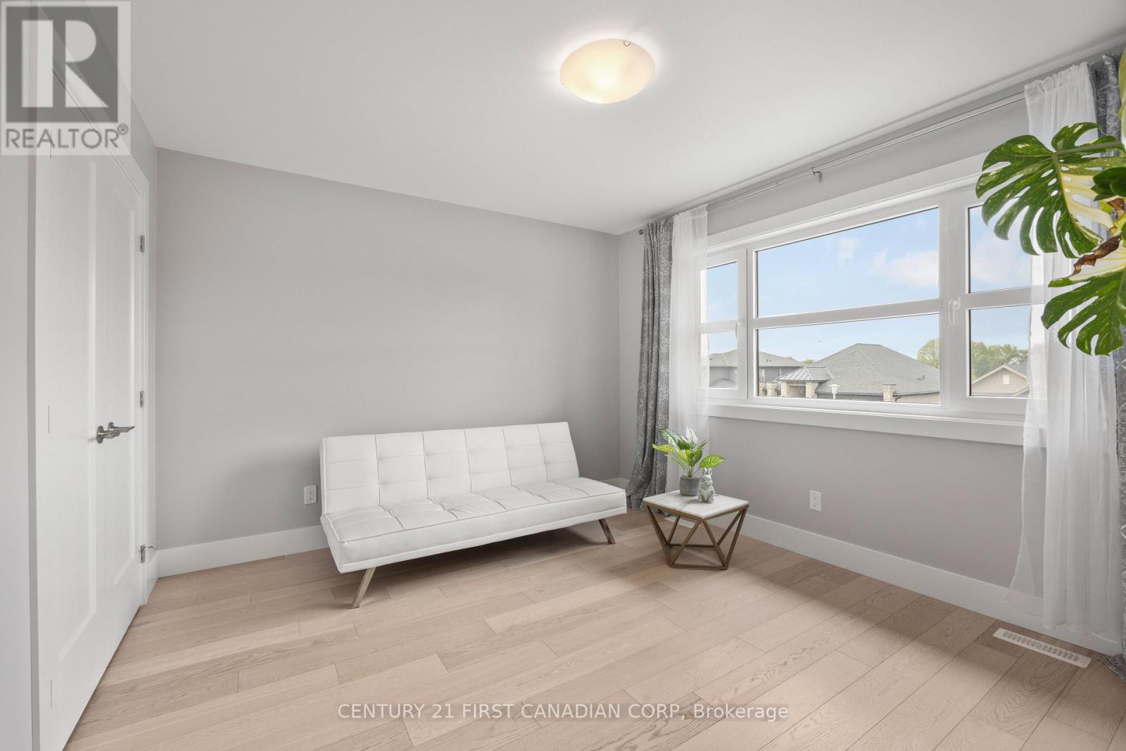 2190 Bakervilla Street, London South (South V), ON - Indoor Photo Showing Other Room
