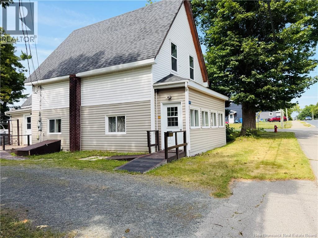 249 Wellington Street, Miramichi, NB - Outdoor
