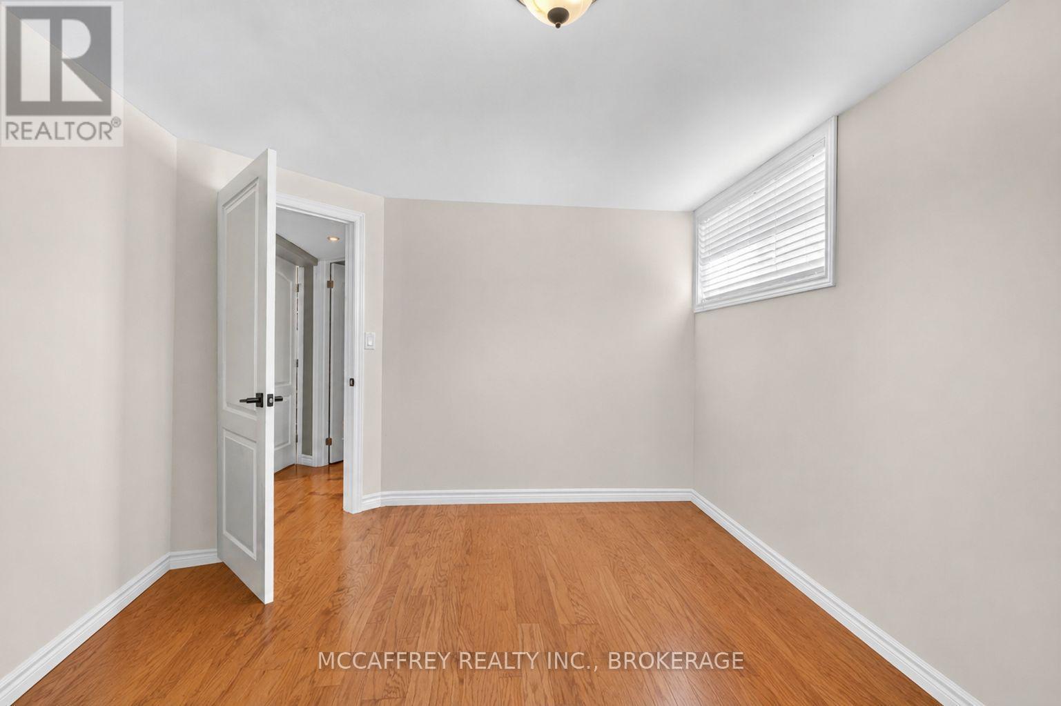 9 Hartwood Crescent, Greater Napanee (Greater Napanee), ON - Indoor Photo Showing Other Room