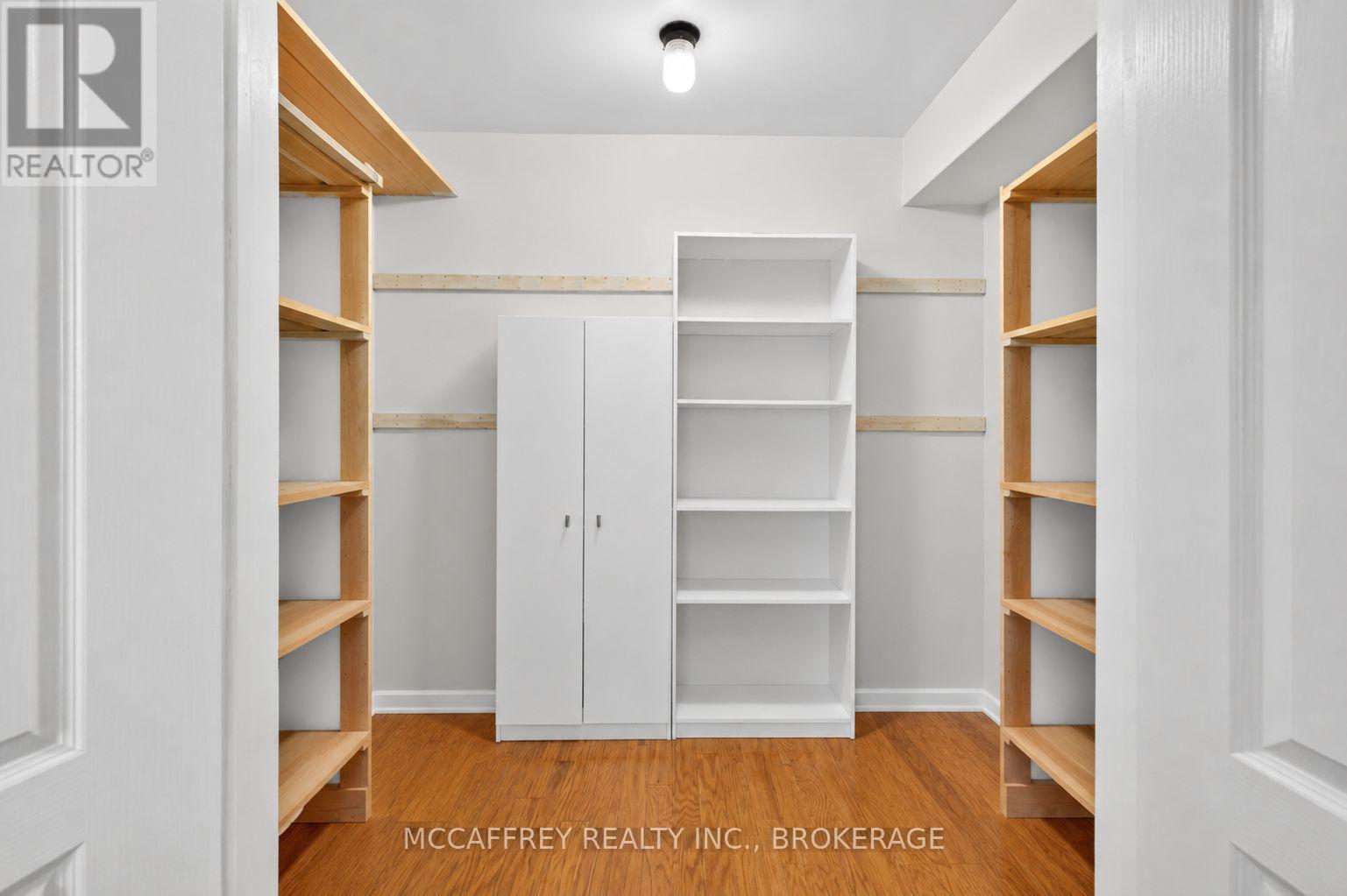 9 Hartwood Crescent, Greater Napanee (Greater Napanee), ON - Indoor With Storage