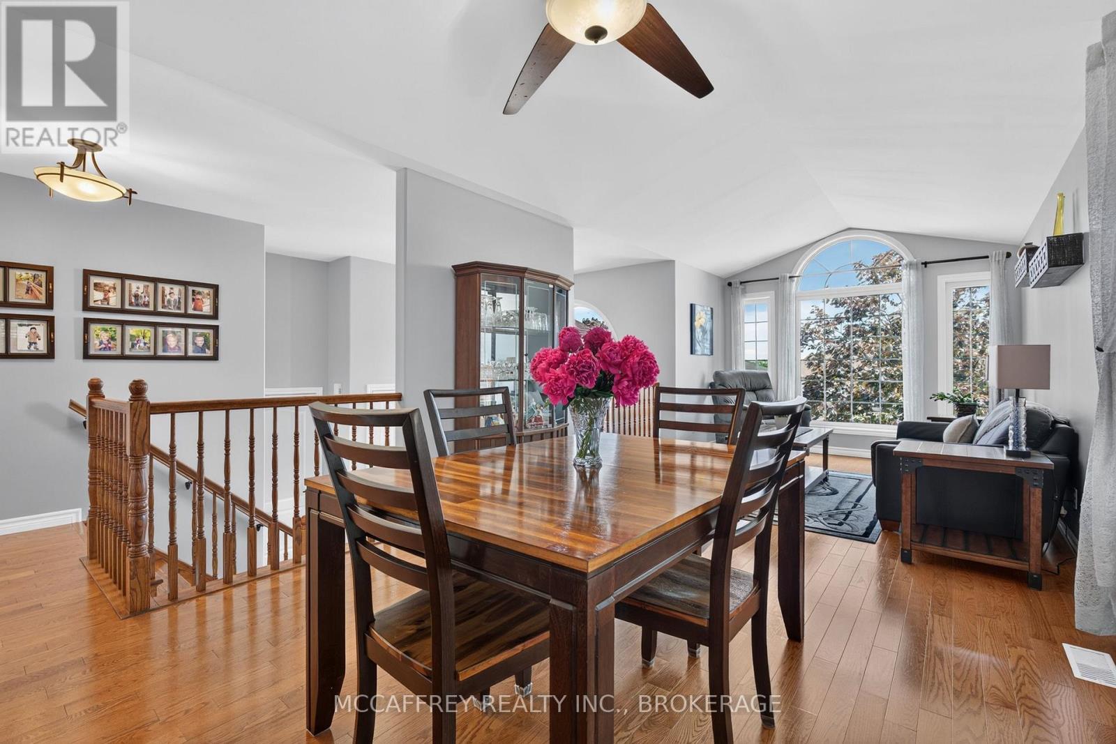 9 Hartwood Crescent, Greater Napanee (Greater Napanee), ON - Indoor Photo Showing Dining Room