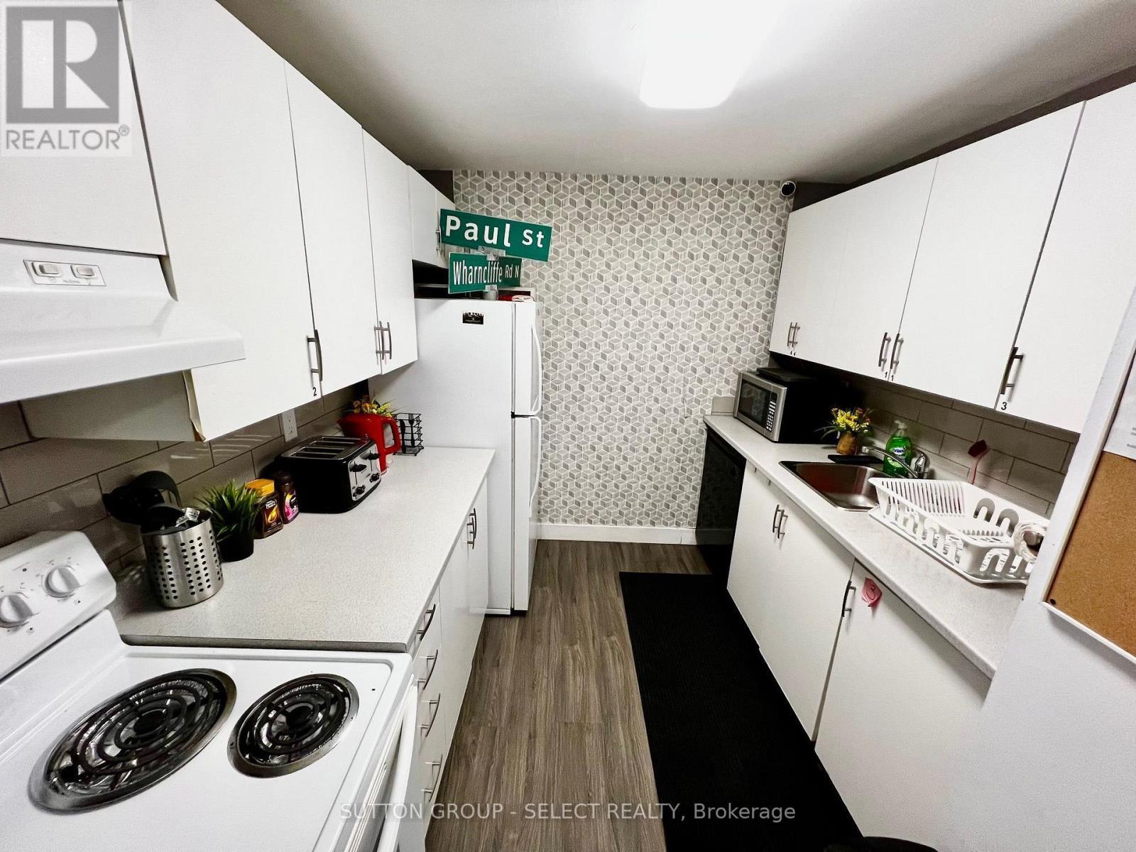 505 - 626 First Street, London East (East H), ON - Indoor Photo Showing Laundry Room