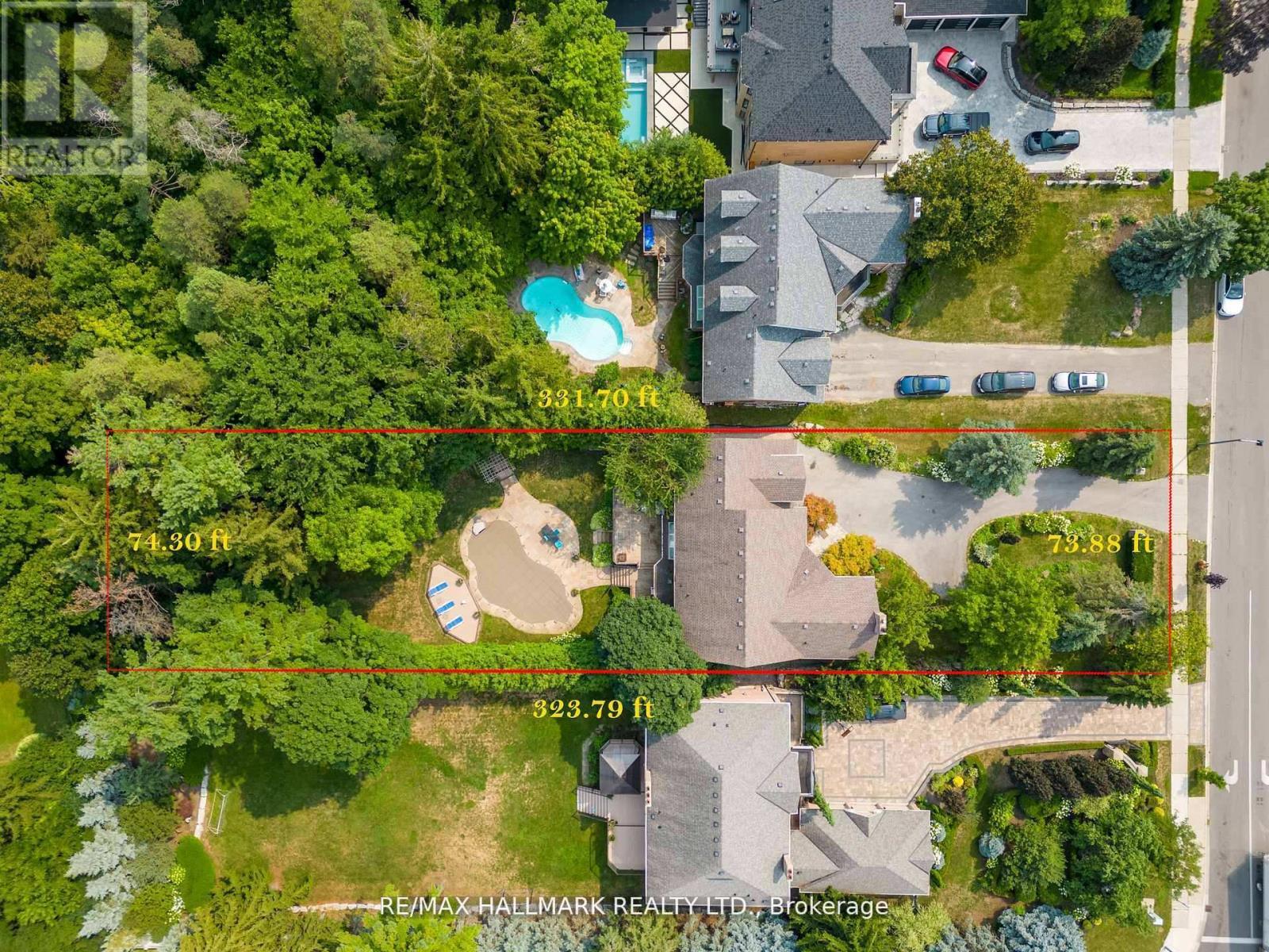 384 Kennedy Street W, Aurora, ON - Outdoor With View
