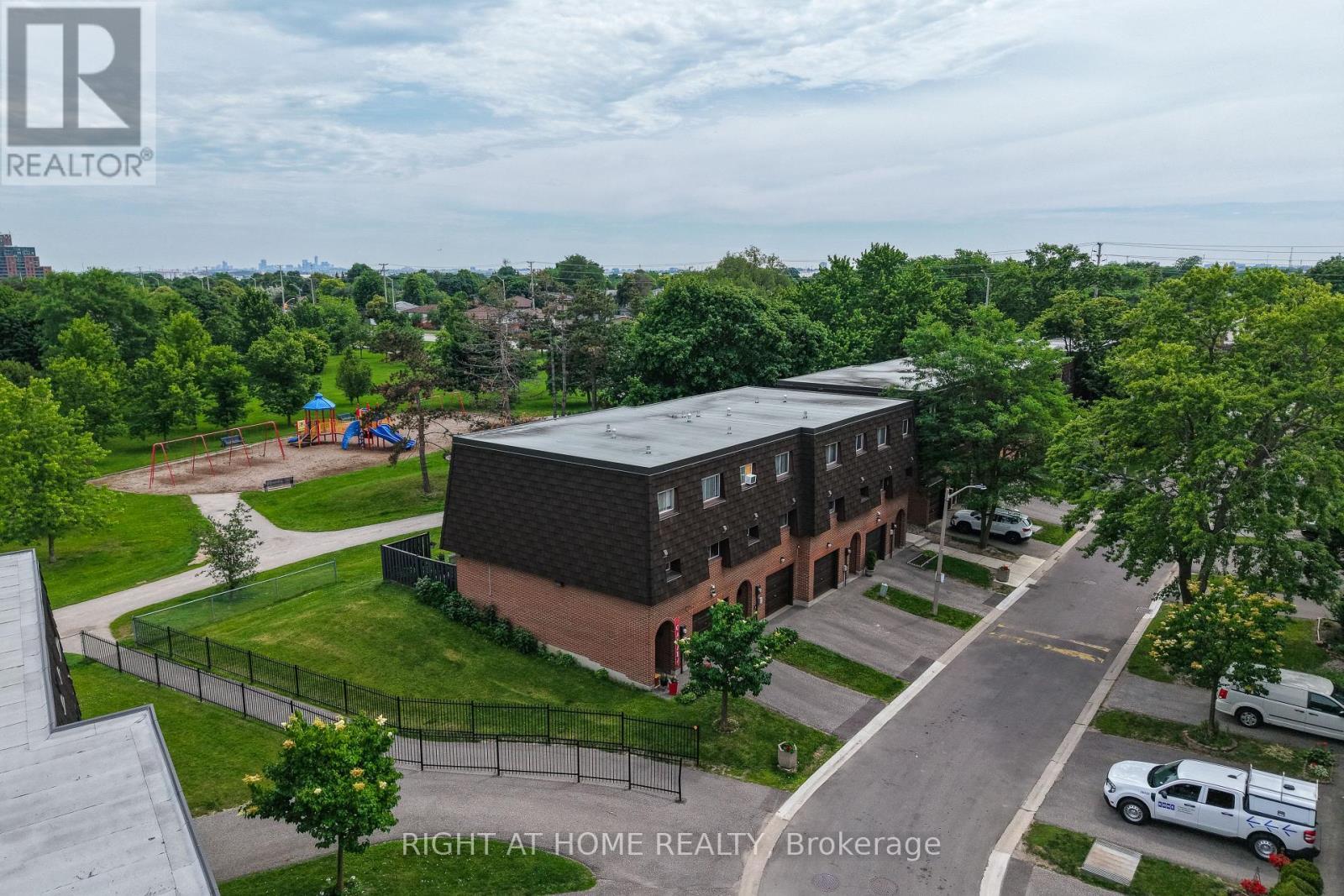 74 - 100 Darras Court, Brampton, ON - Outdoor With View