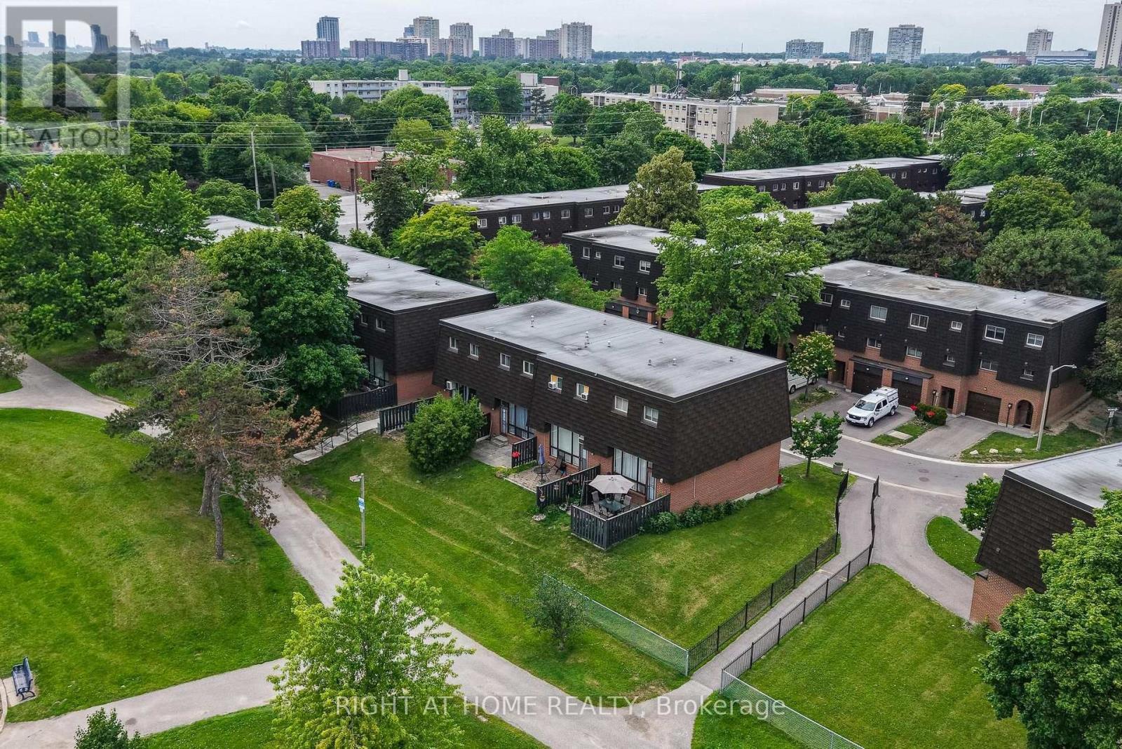 74 - 100 Darras Court, Brampton, ON - Outdoor With View