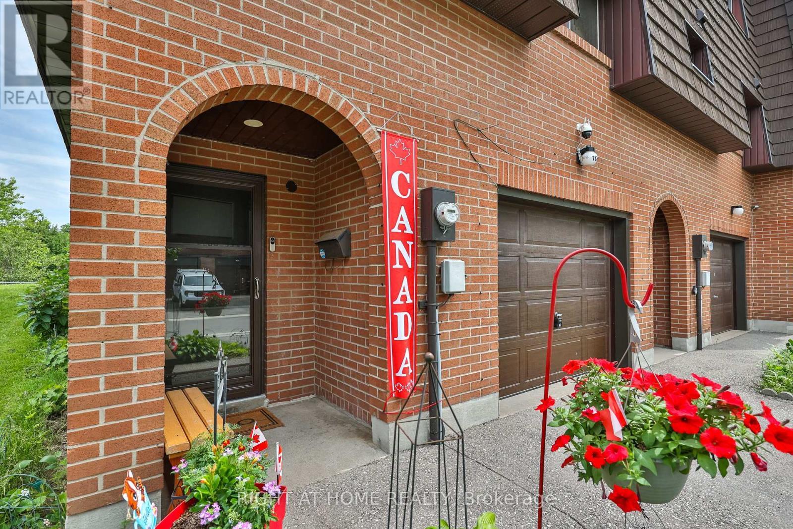 74 - 100 Darras Court, Brampton, ON - Outdoor With Exterior