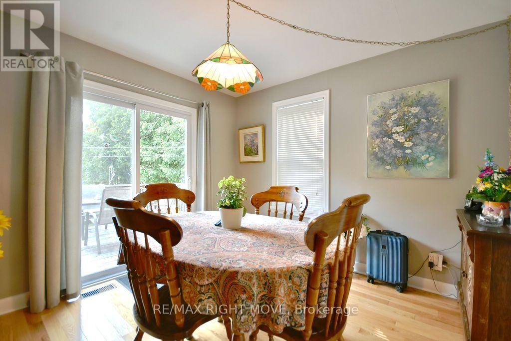 430 Gill Street, Orillia, ON - Indoor Photo Showing Dining Room