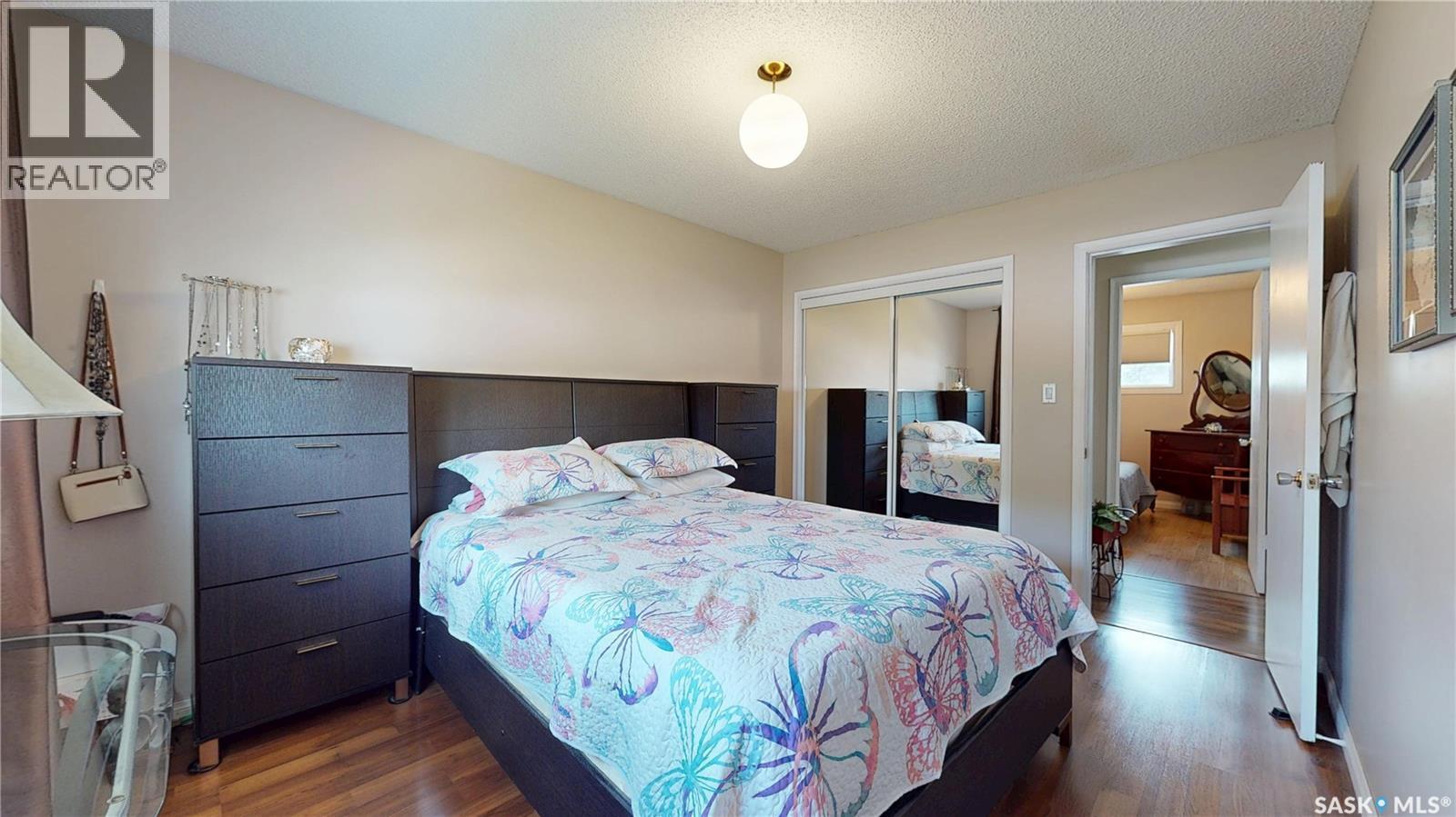 131 Wells Street, Regina, SK - Indoor Photo Showing Bedroom
