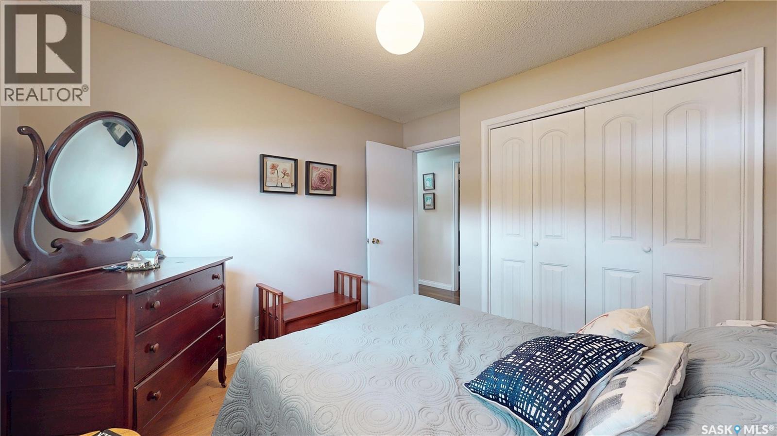 131 Wells Street, Regina, SK - Indoor Photo Showing Bedroom