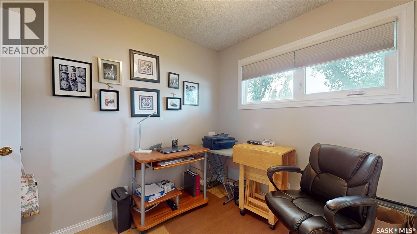 131 Wells Street, Regina, SK - Indoor