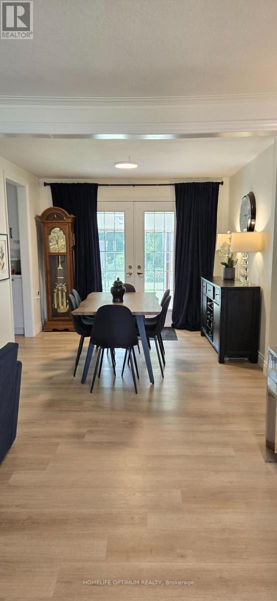 400 Maple Avenue, Halton Hills, ON - Indoor