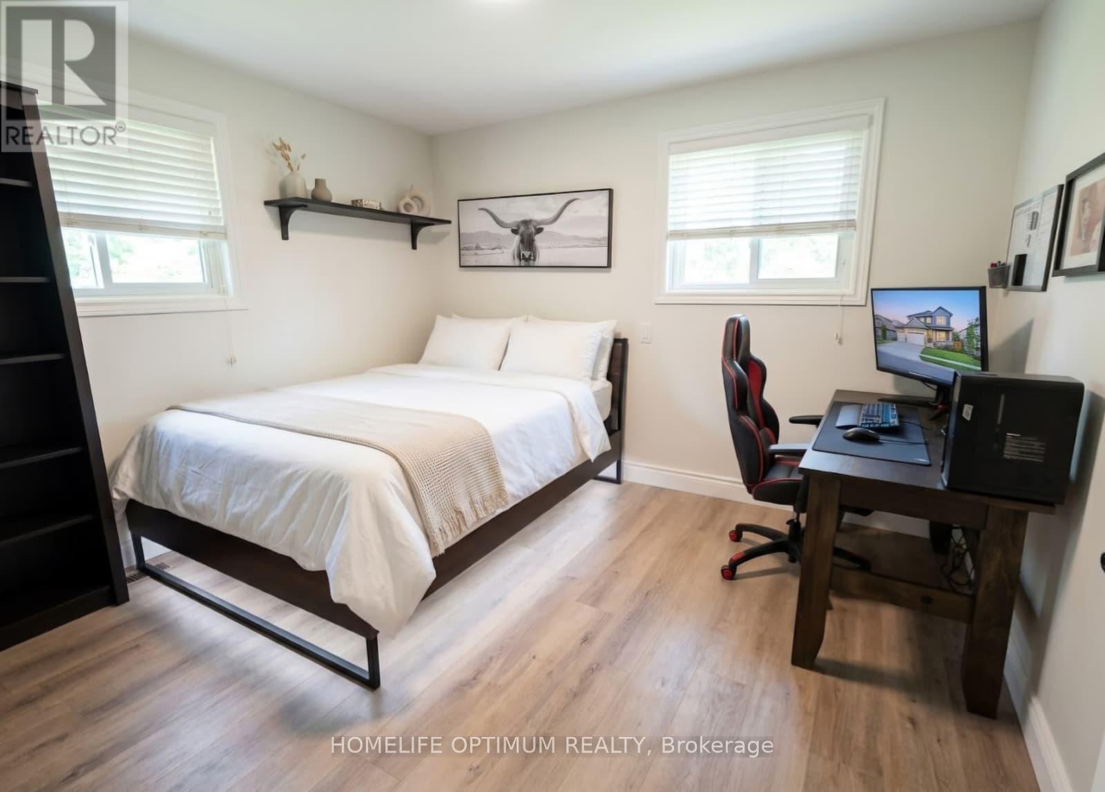 400 Maple Avenue, Halton Hills, ON - Indoor Photo Showing Bedroom