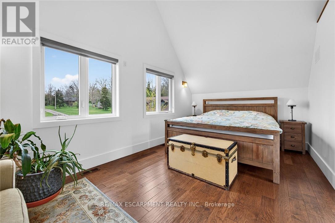 1300 River Road, Haldimand, ON - Indoor Photo Showing Bedroom
