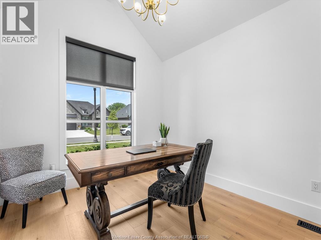 293 Xavier Circle, Lakeshore, ON - Indoor Photo Showing Dining Room