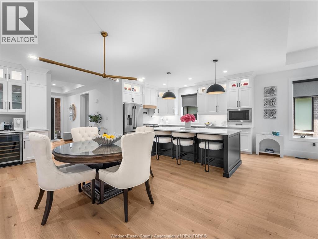 293 Xavier Circle, Lakeshore, ON - Indoor