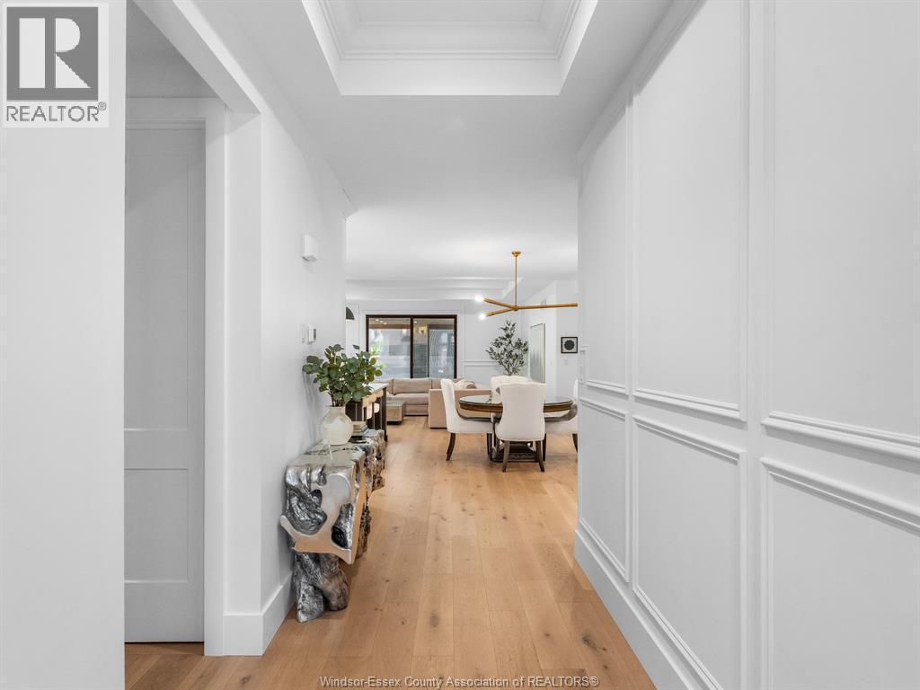 293 Xavier Circle, Lakeshore, ON - Indoor Photo Showing Other Room