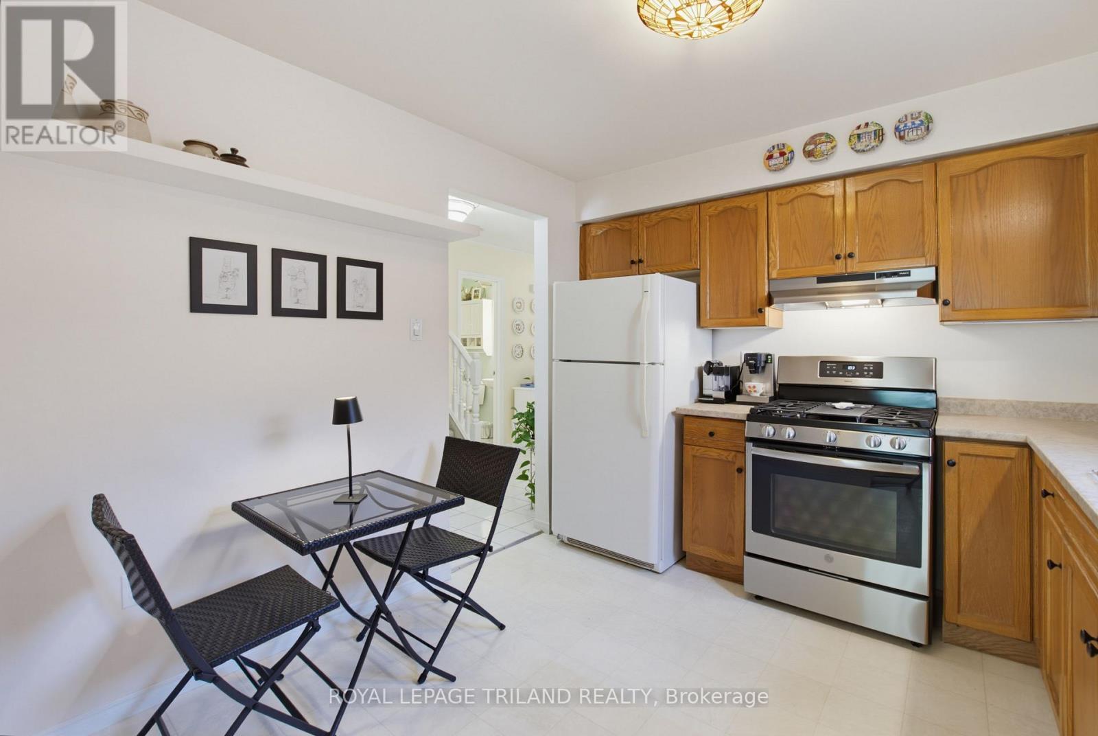 117 Bournemouth Drive, London East (East I), ON - Indoor Photo Showing Kitchen