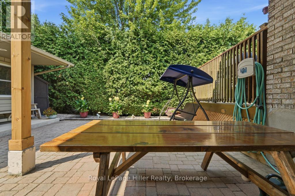 58 Kemp Crescent, Stratford, ON - Outdoor With Deck Patio Veranda