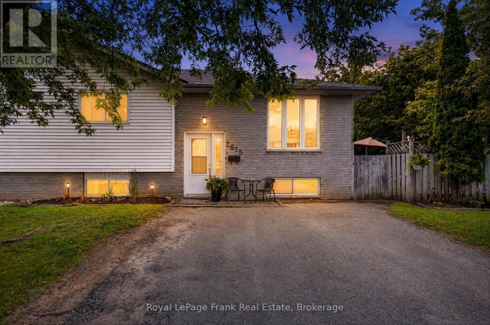 2615 Foxmeadow Road, Peterborough (Ashburnham Ward 4), ON - Outdoor