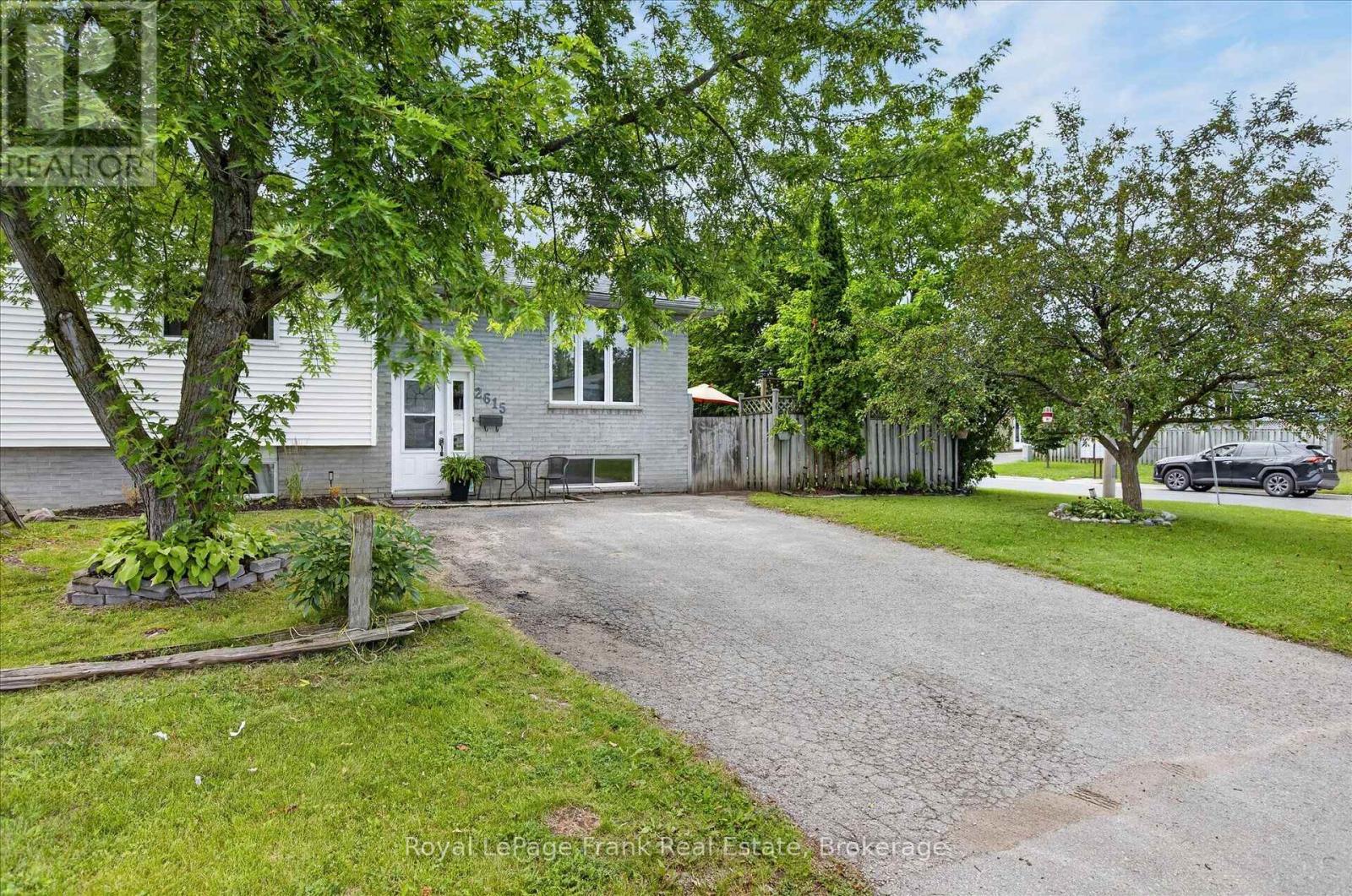 2615 Foxmeadow Road, Peterborough (Ashburnham Ward 4), ON - Outdoor