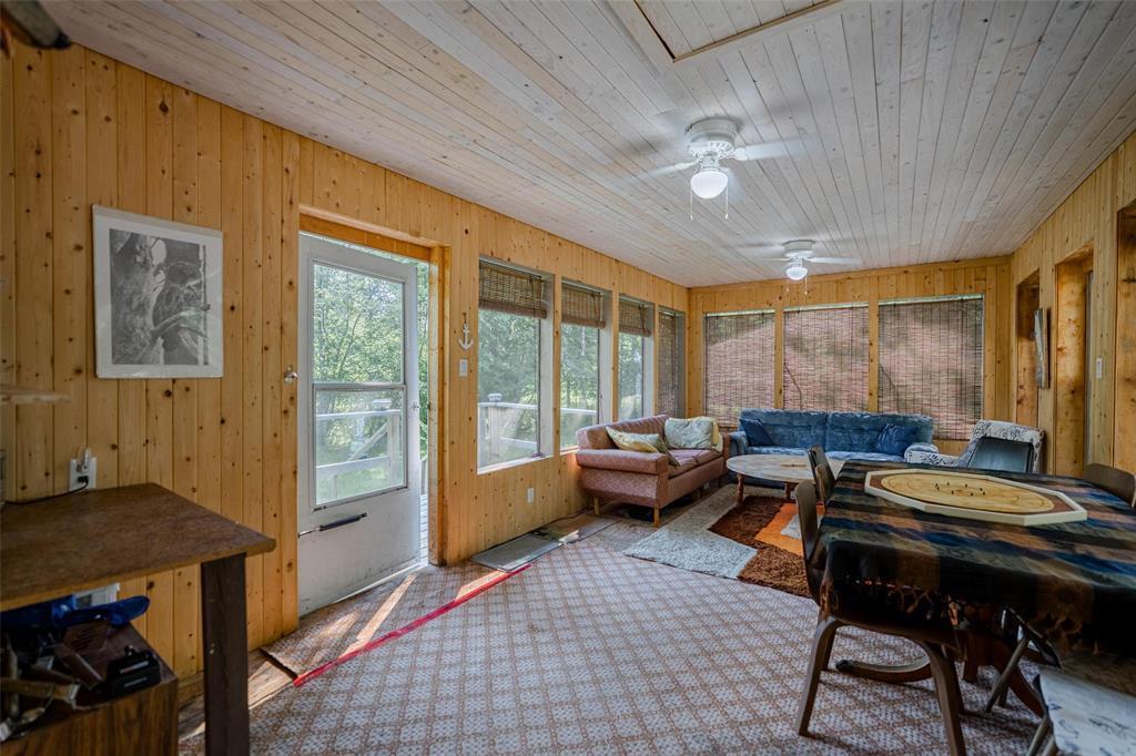 49 Johnnys Drive, Alexander, MB - Indoor Photo Showing Other Room