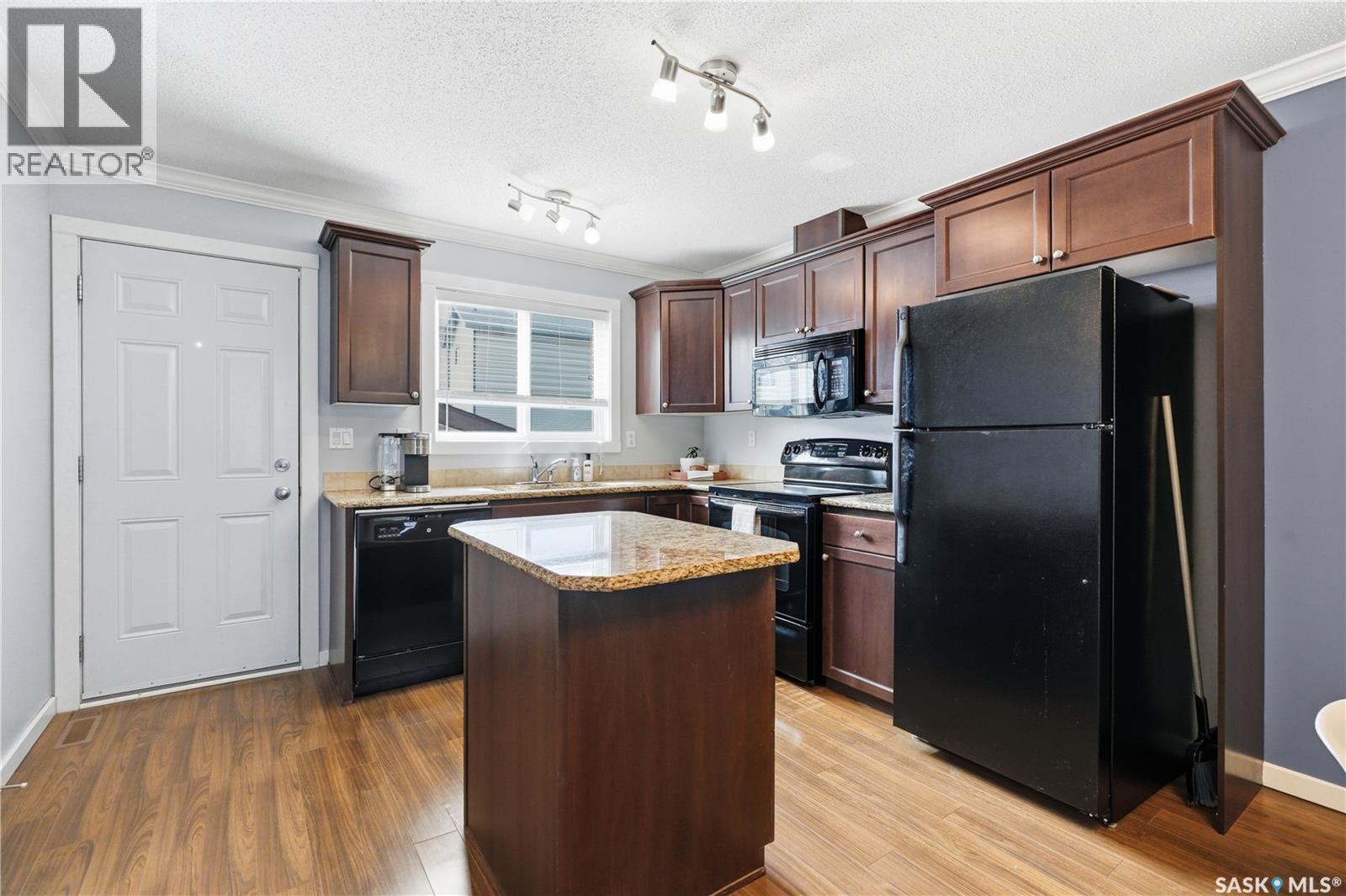 317 315 Hampton Circle, Saskatoon, SK - Indoor Photo Showing Kitchen