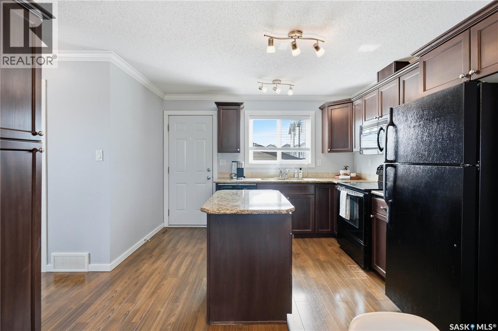 317 315 Hampton Circle, Saskatoon, SK - Indoor Photo Showing Kitchen