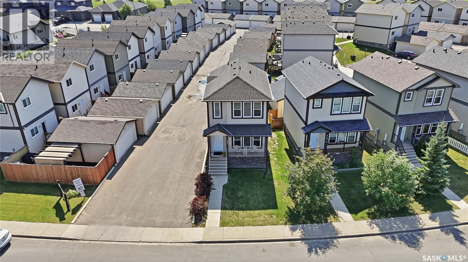 317 315 Hampton Circle, Saskatoon, SK - Outdoor