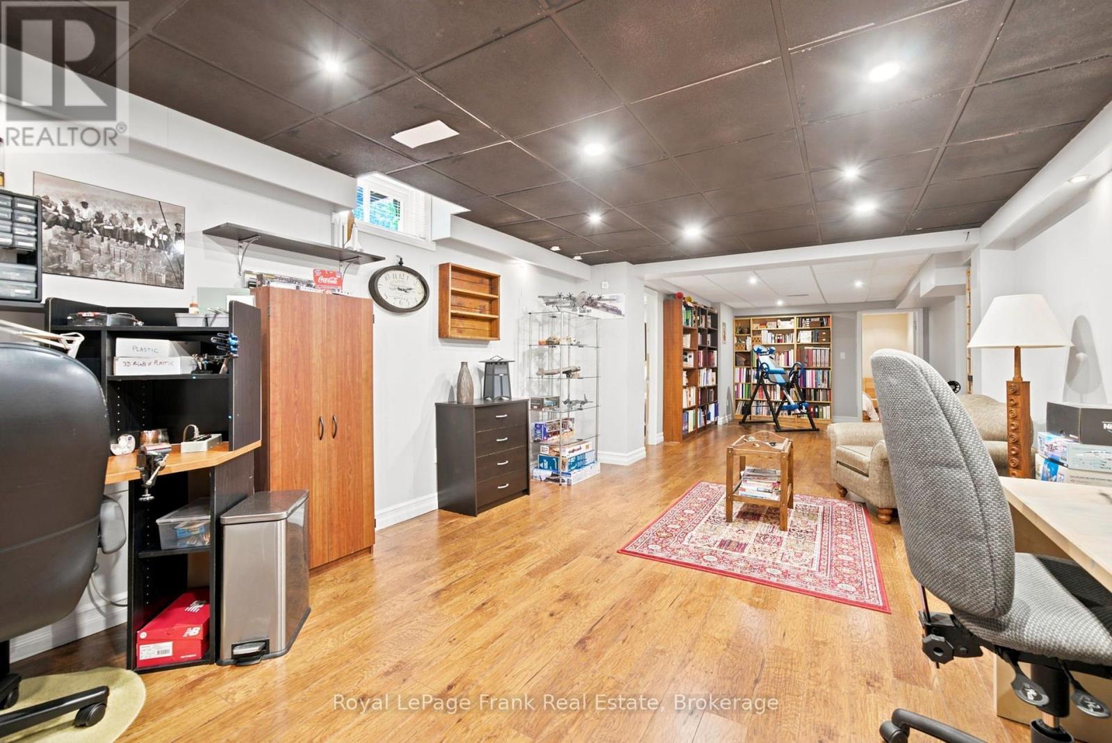 47 South Beech Street, Uxbridge, ON - Indoor