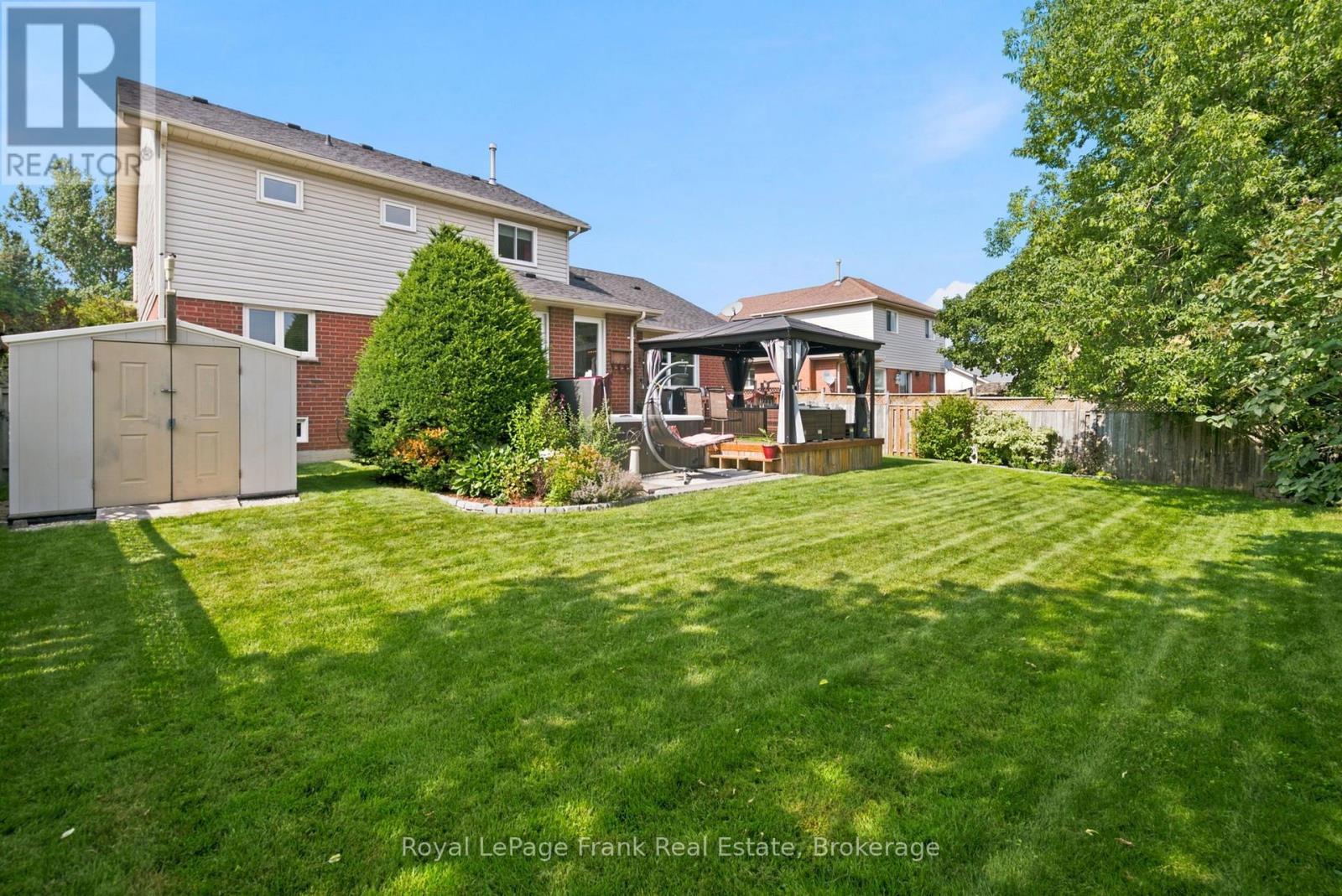 47 South Beech Street, Uxbridge, ON - Outdoor