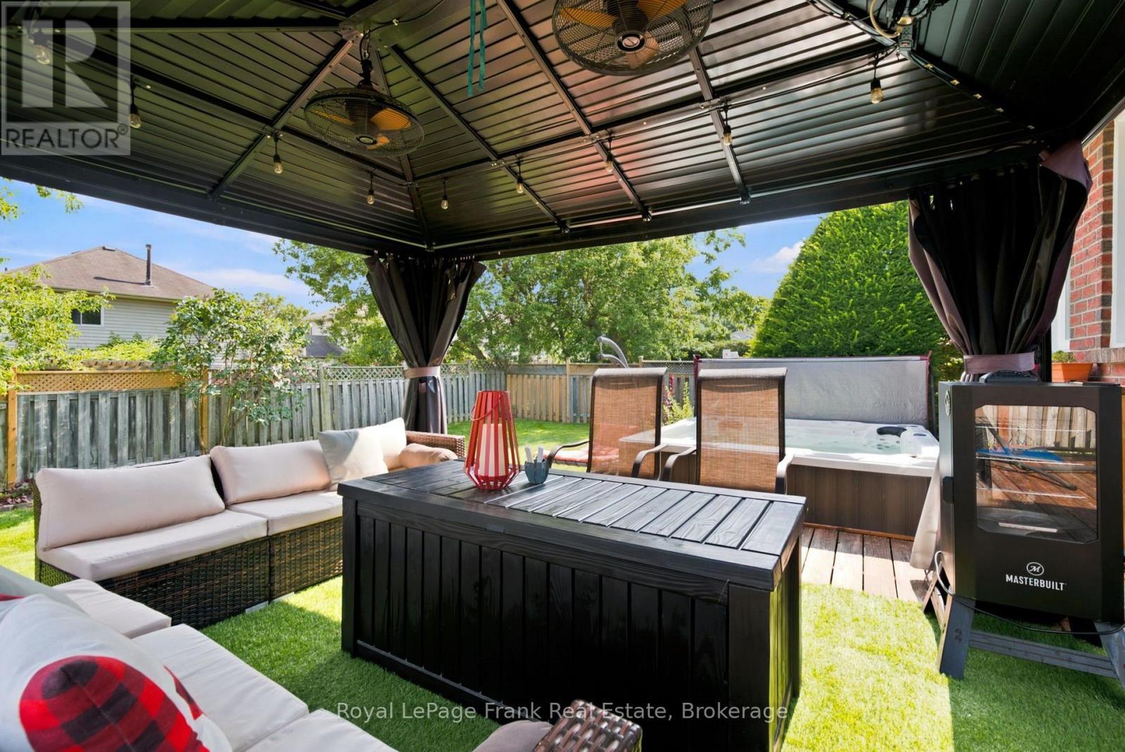 47 South Beech Street, Uxbridge, ON - Outdoor With Deck Patio Veranda With Exterior