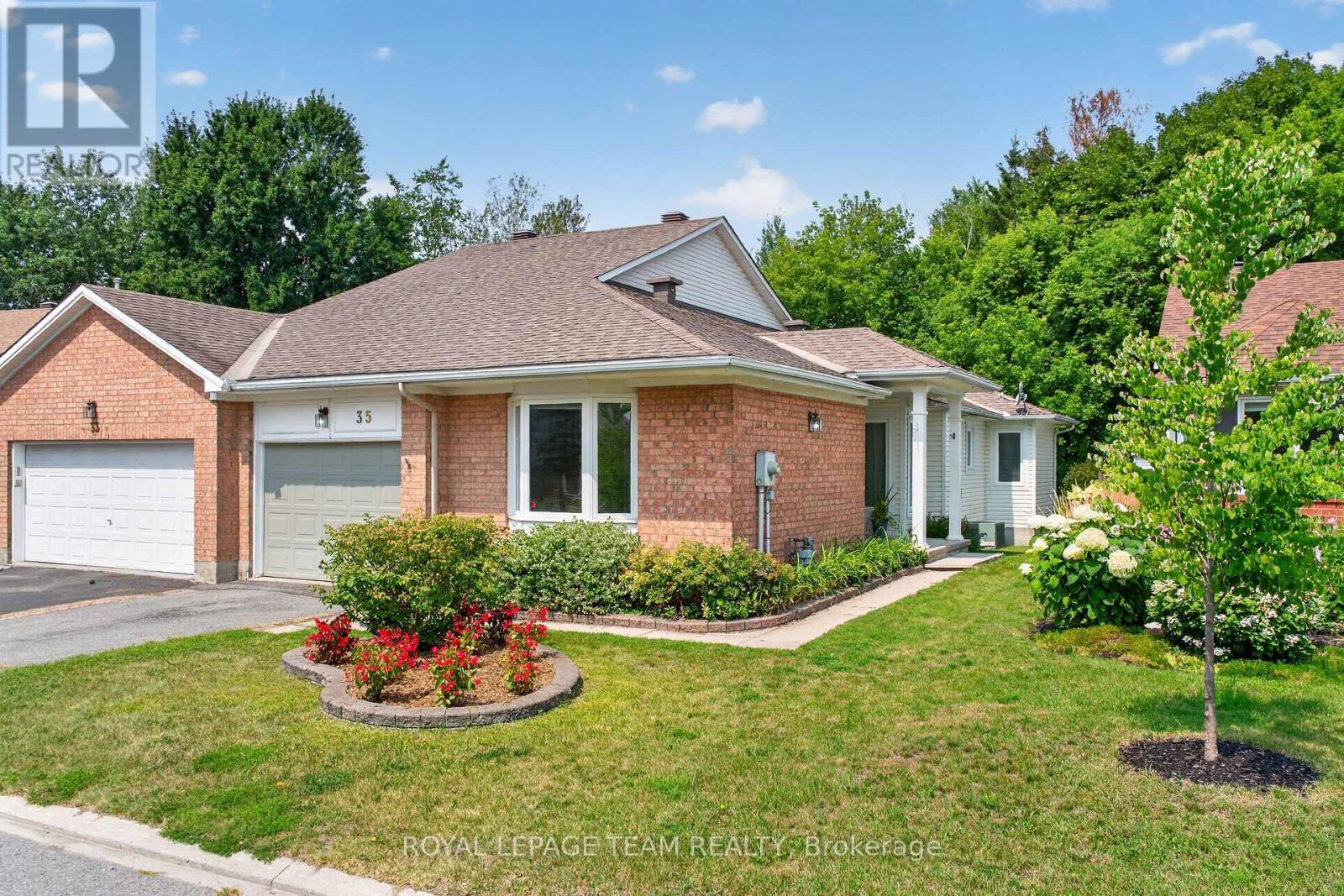 35 Billingham Crescent, Ottawa, ON - Outdoor