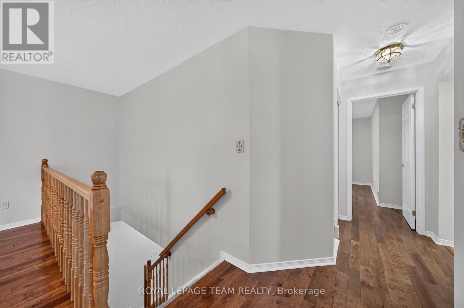 35 Billingham Crescent, Ottawa, ON - Indoor Photo Showing Other Room