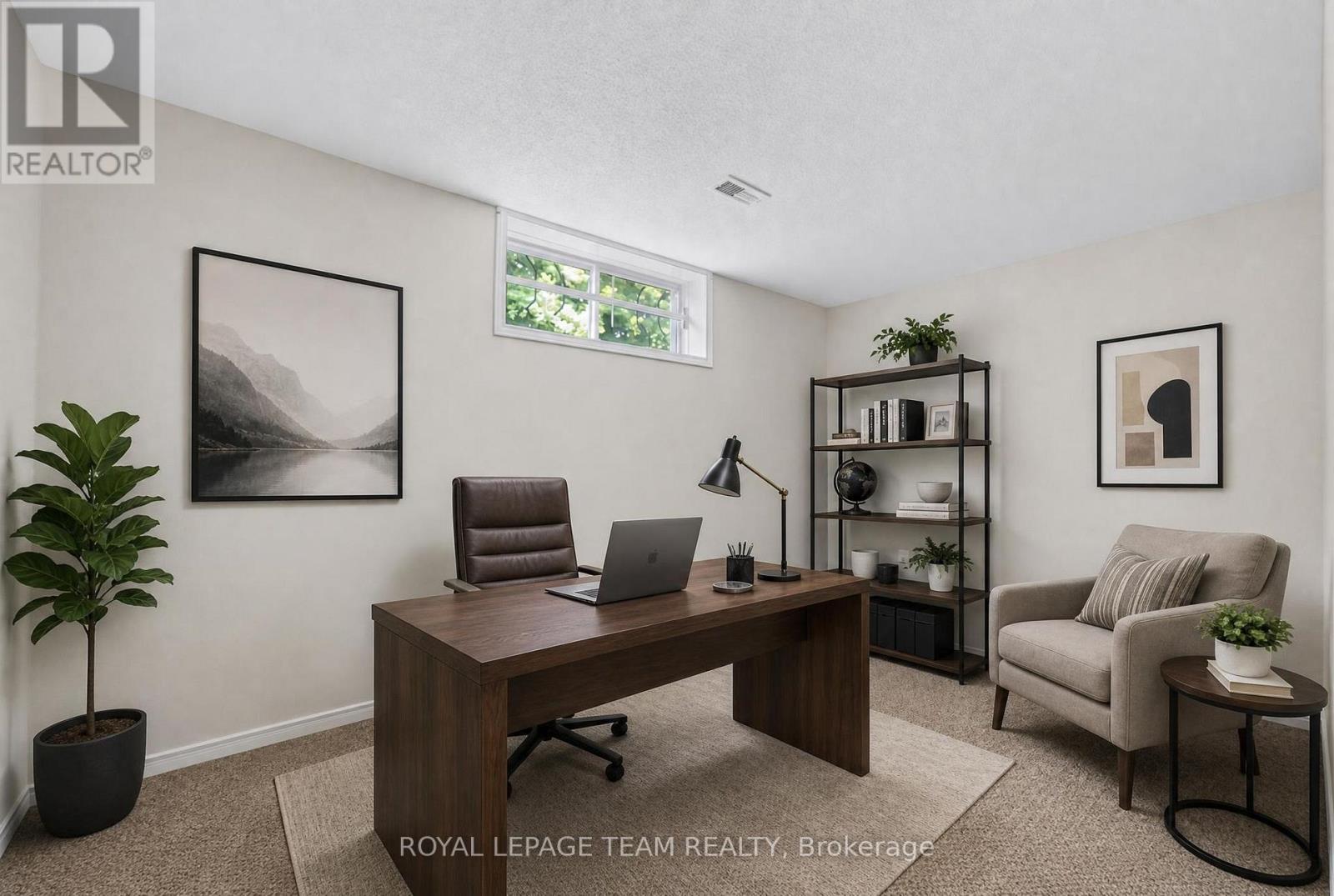 35 Billingham Crescent, Ottawa, ON - Indoor Photo Showing Office