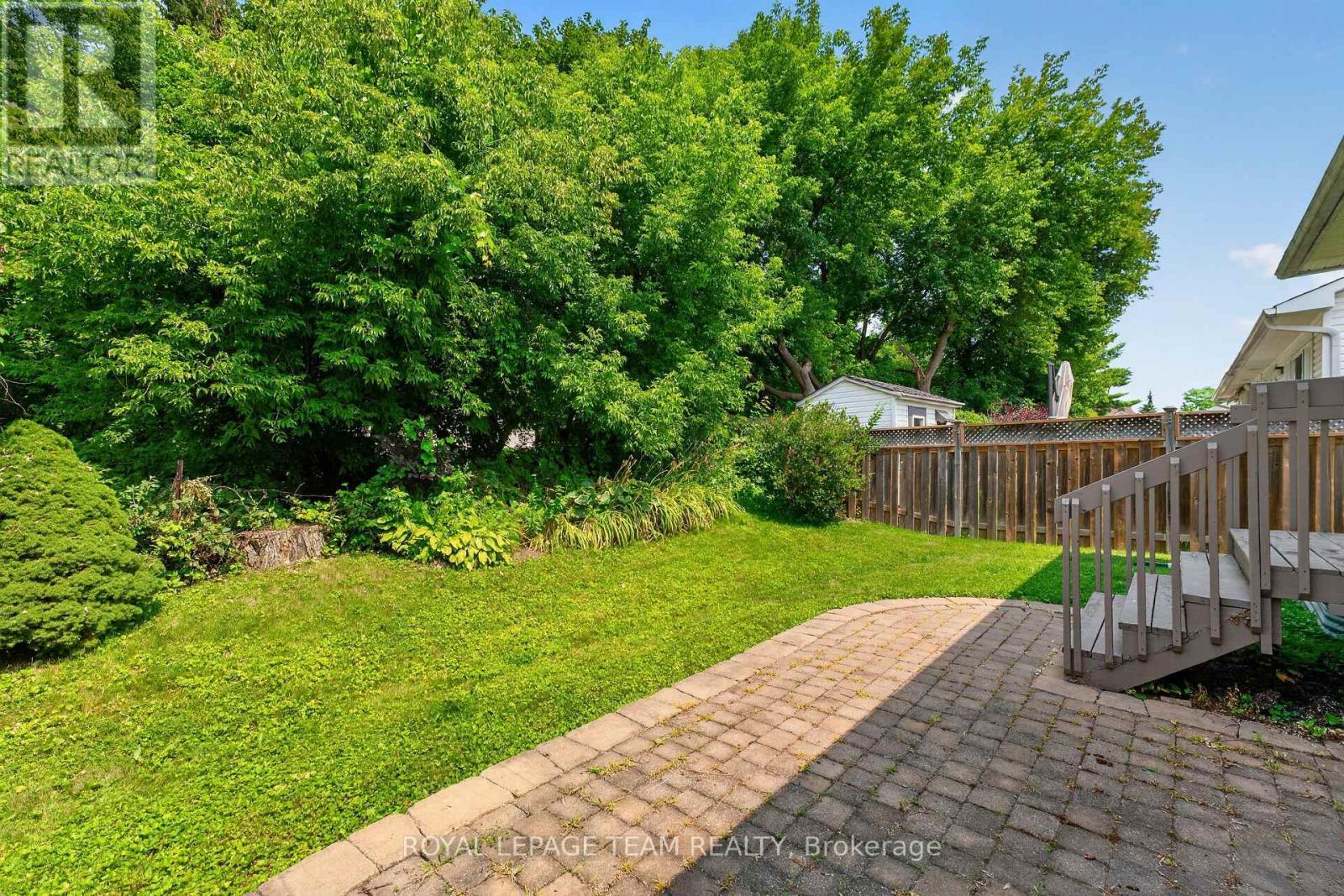 35 Billingham Crescent, Ottawa, ON - Outdoor