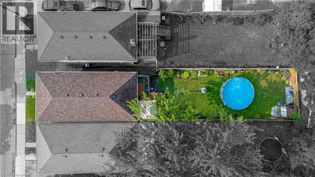 34 Poplar Avenue, Hamilton, ON - Outdoor