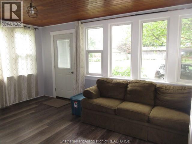 43 Hannibal Street, Blenheim, ON - Indoor
