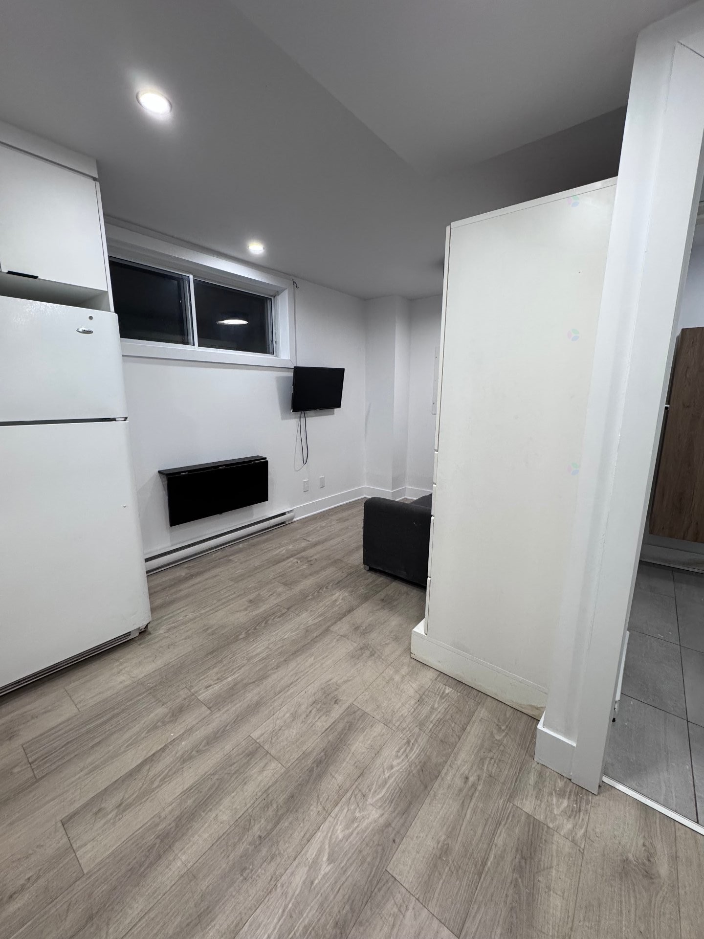 Living Room - 2-8950 Boul. St-Laurent, Montréal (Ahuntsic-Cartierville), QC - Indoor