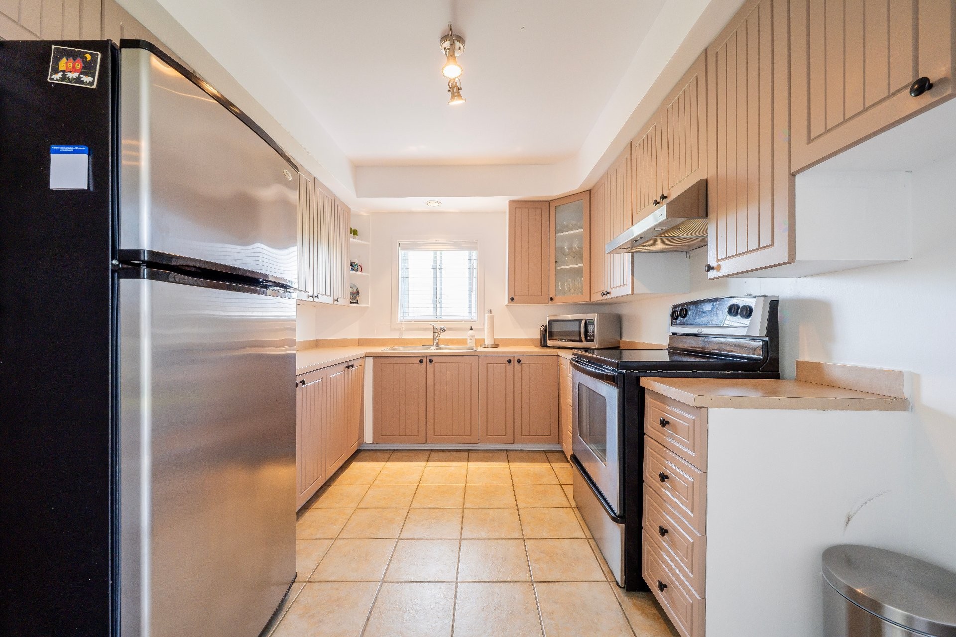 Kitchen - 604 Ch. Des Caps, Les Îles-De-La-Madeleine, QC - Indoor Photo Showing Kitchen