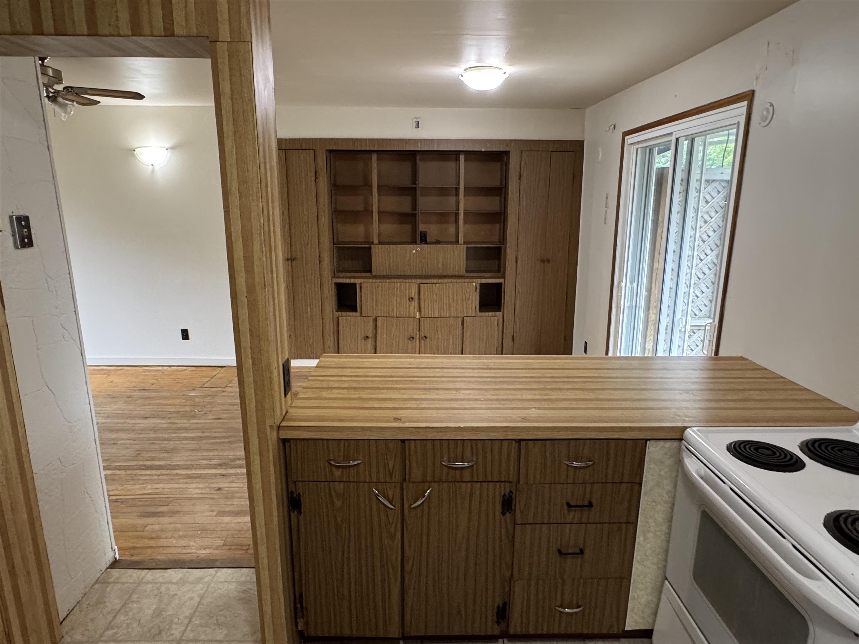 94 Empress Ave. S., Thunder Bay, ON - Indoor Photo Showing Kitchen