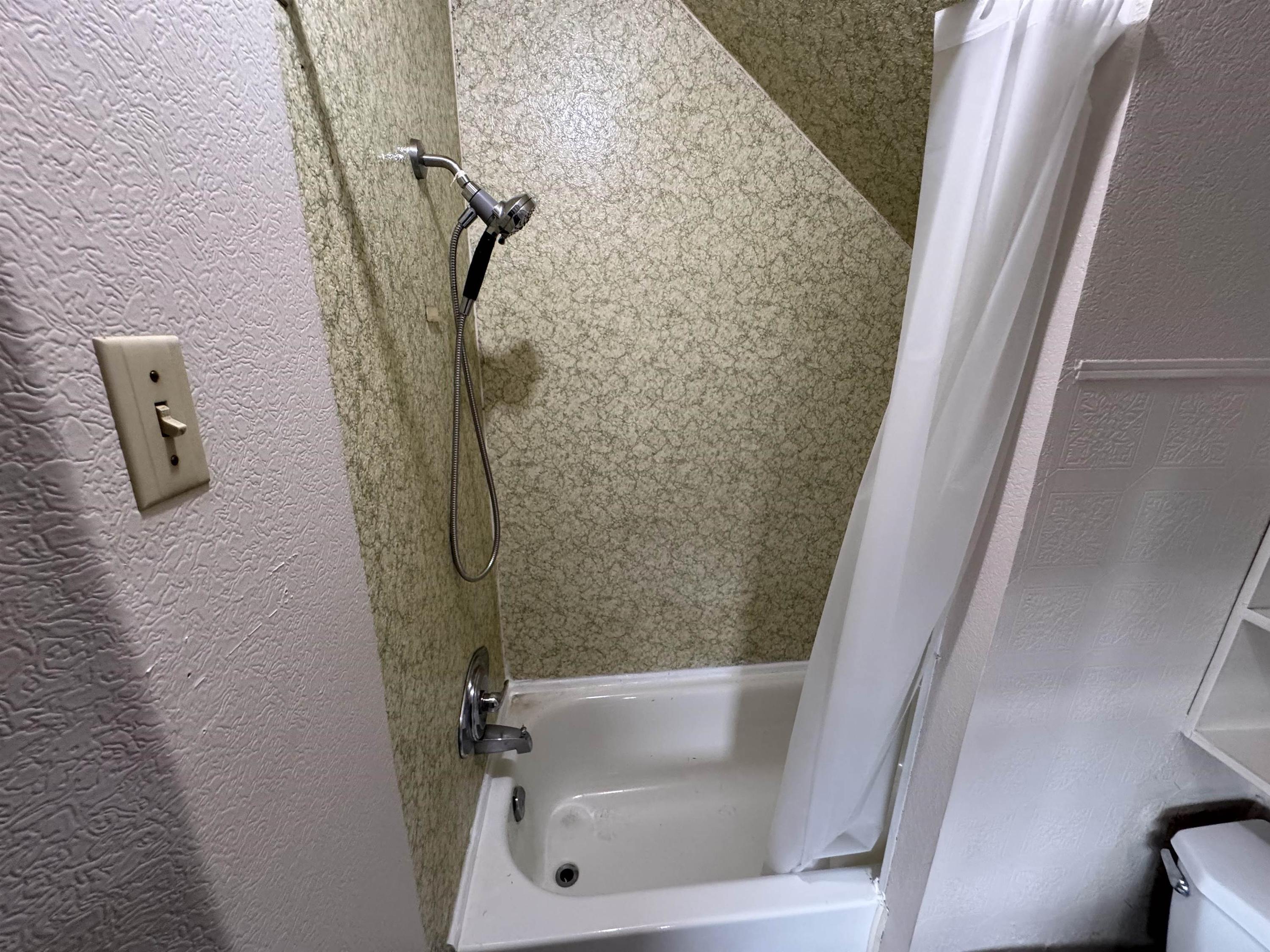 94 Empress Ave. S., Thunder Bay, ON - Indoor Photo Showing Bathroom