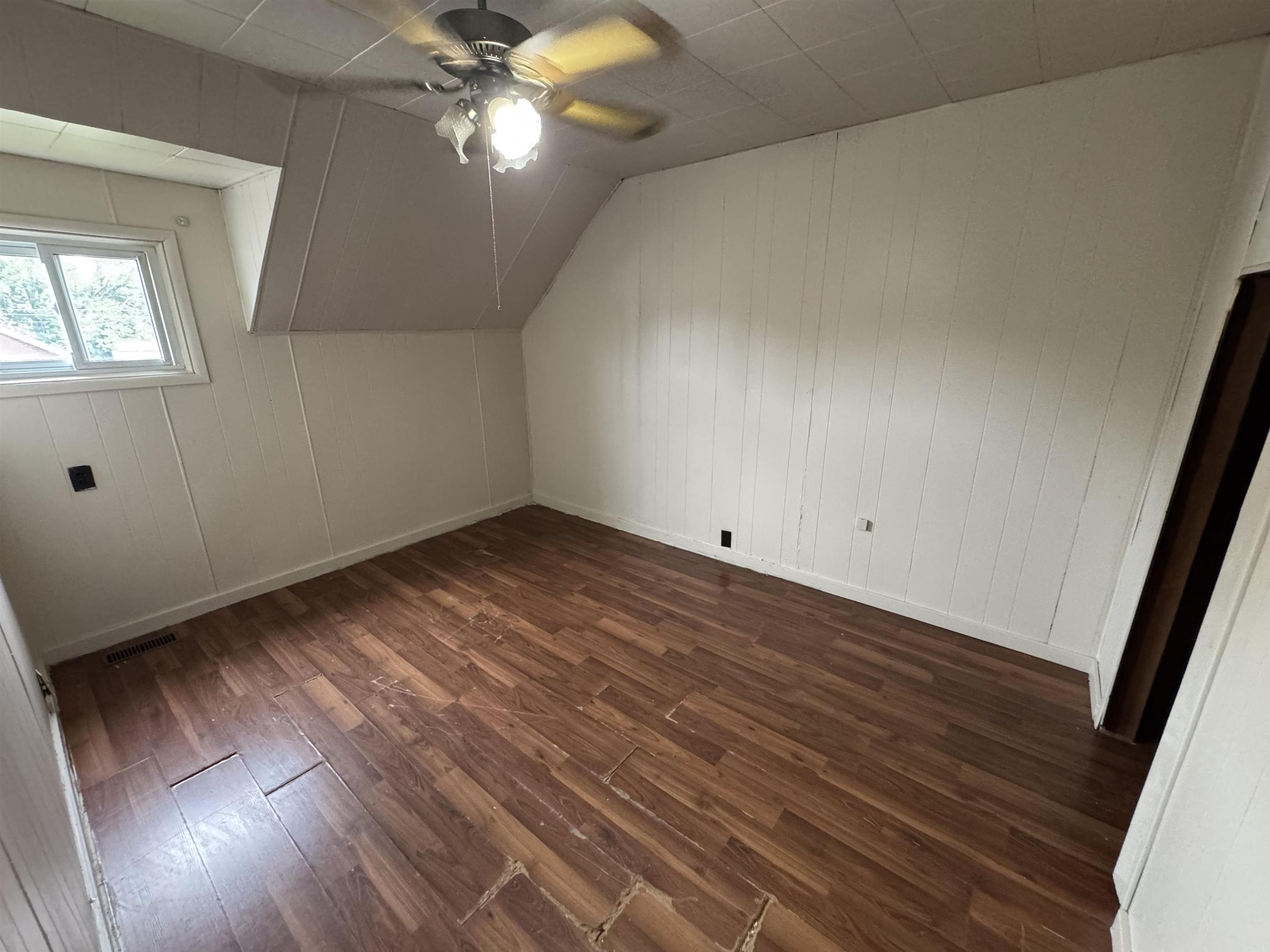 94 Empress Ave. S., Thunder Bay, ON - Indoor Photo Showing Other Room