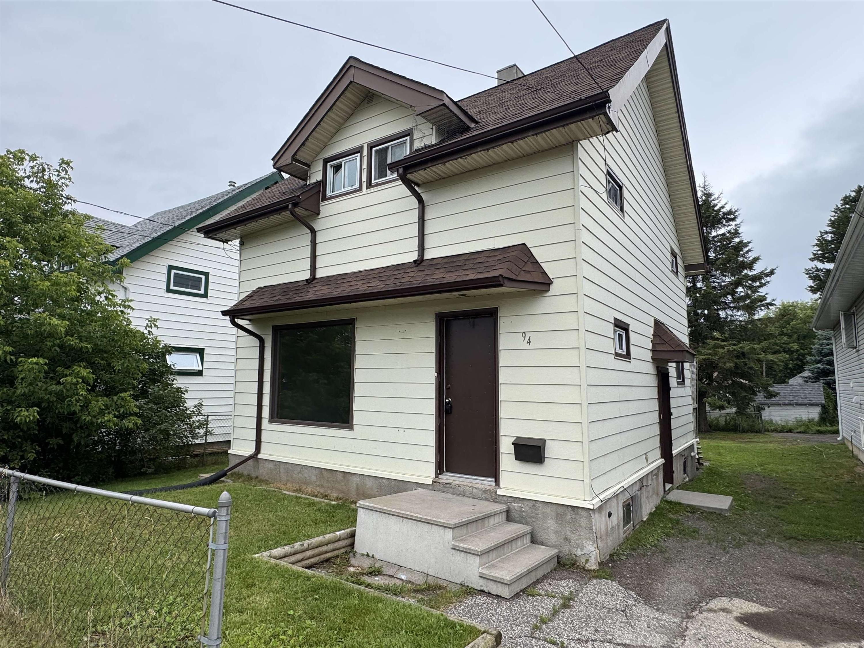 94 Empress Ave. S., Thunder Bay, ON - Outdoor With Exterior