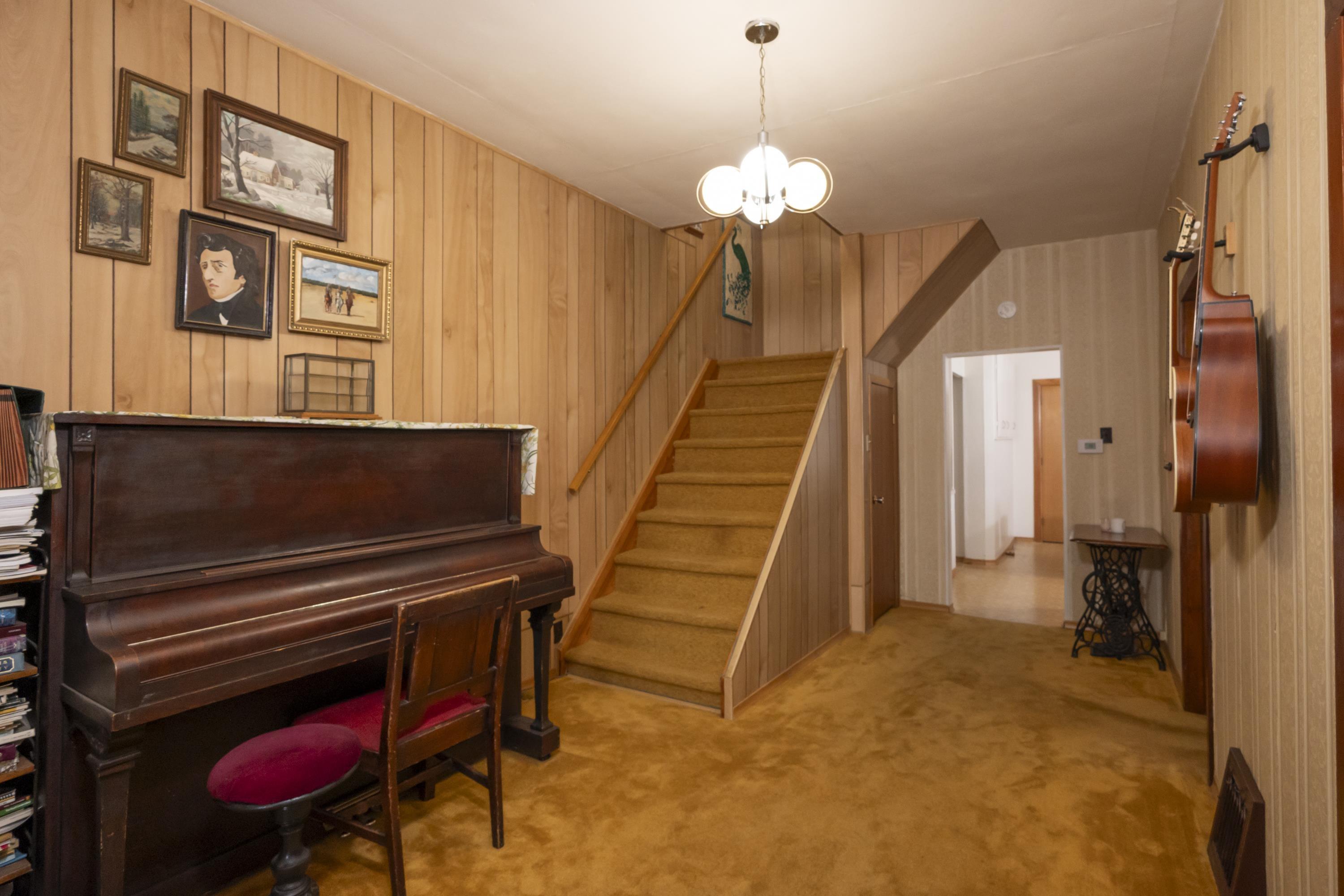 520 Mcpherson Street, Thunder Bay, ON - Indoor Photo Showing Other Room